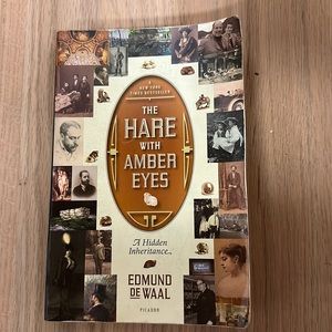 THE HARE WITH AMBER EYES- A HIDDEN INHERITANCE PAPERBACK BOOK BY EDMUND DEWAAL